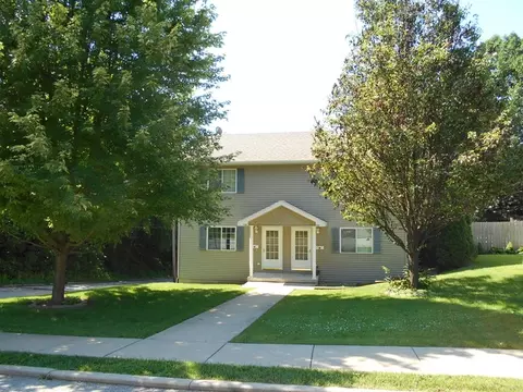 1700 1st St, Peru, IL 61354 photo 1