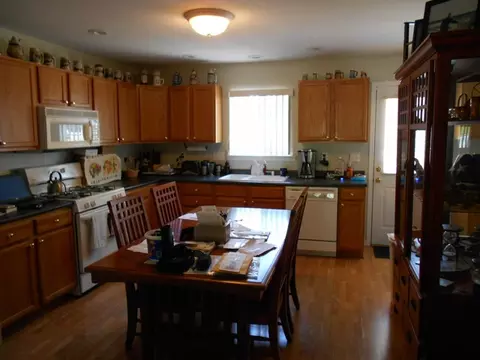 1700 1st St, Peru, IL 61354 photo 6