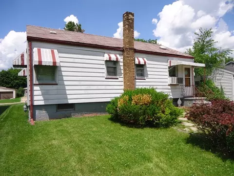 422 12th St, Peru, IL 61354 photo 2