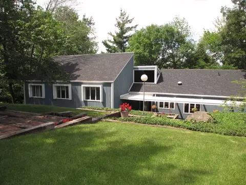 2580 E 259th Rd, Peru, IL 61354 photo 1