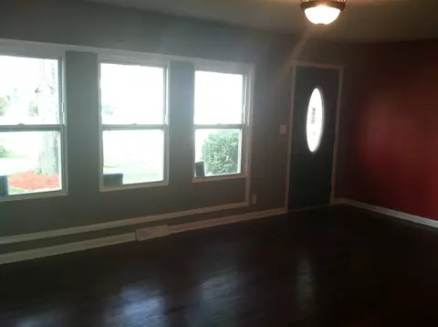 429 Lakelawn Blvd, Aurora, IL 60506 photo 4