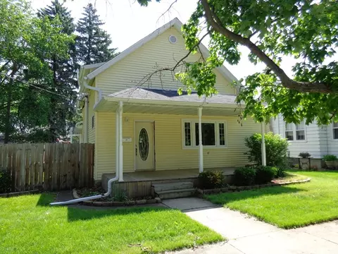 512 3rd Ave, Ottawa, IL 61350 photo 1