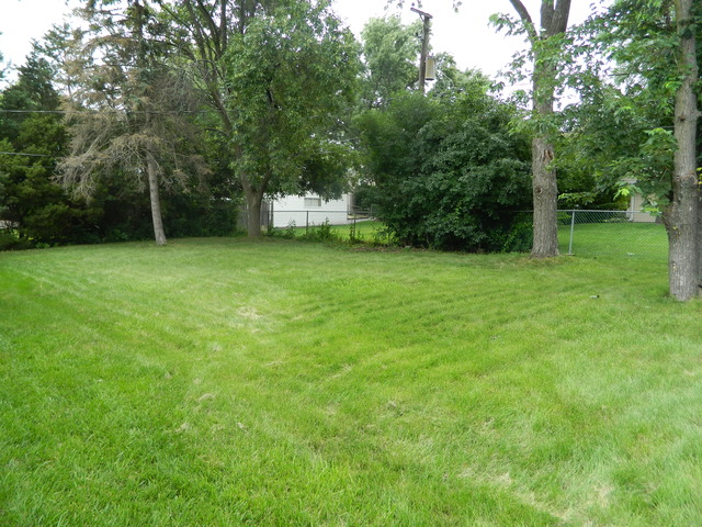 1945 Larchmont Rd, Hoffman Estates, IL 60169 photo 17