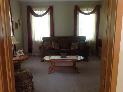 803 E Center St, Ottawa, IL 61350 photo 3