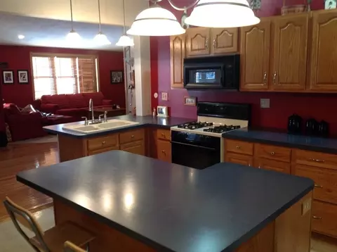 803 E Center St, Ottawa, IL 61350 photo 6