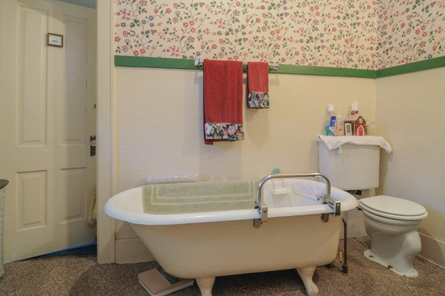 111 E Lincoln Ave, Wheaton, IL 60187 photo 11