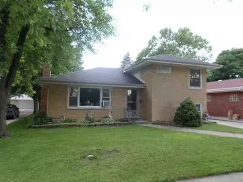 7711 45th St, Lyons, IL 60534 photo 1