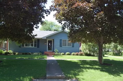 543 E 10th St, Lockport, IL 60441 photo 1