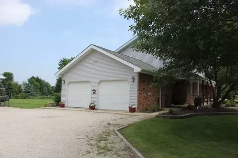 390 E Southmor Rd, Morris, IL 60450 photo 23