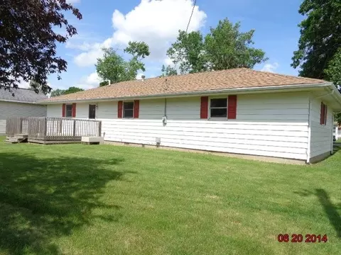202 N 6th St, Cornell, IL 61319 photo 2