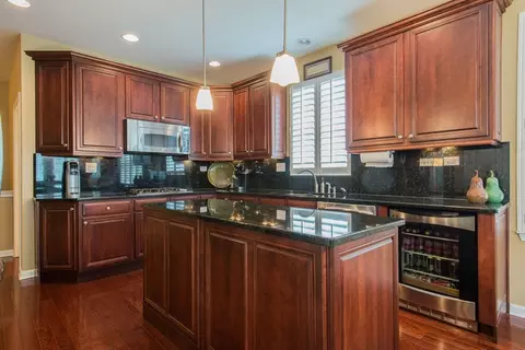 3865 Seigle Dr, Elgin, IL 60124 photo 7