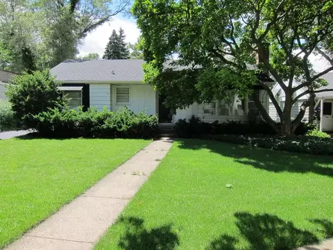 150 N 3rd Ave, Des Plaines, IL 60016 photo 1