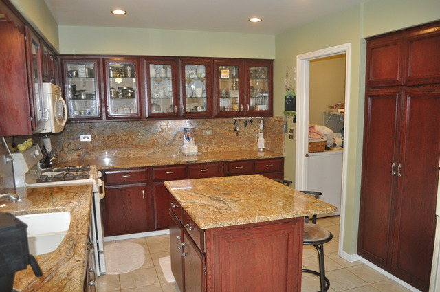 2035 Royal Blvd, Elgin, IL 60123 photo 7