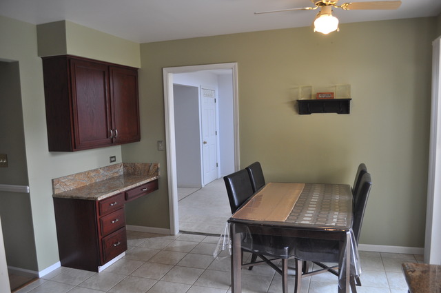 2035 Royal Blvd, Elgin, IL 60123 photo 8