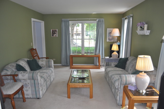 2035 Royal Blvd, Elgin, IL 60123 photo 3