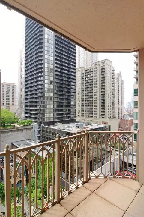 21 E Huron St #1103, Chicago, IL 60611 photo 21