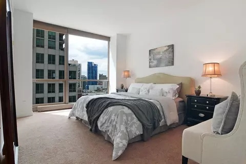 21 E Huron St #1103, Chicago, IL 60611 photo 13