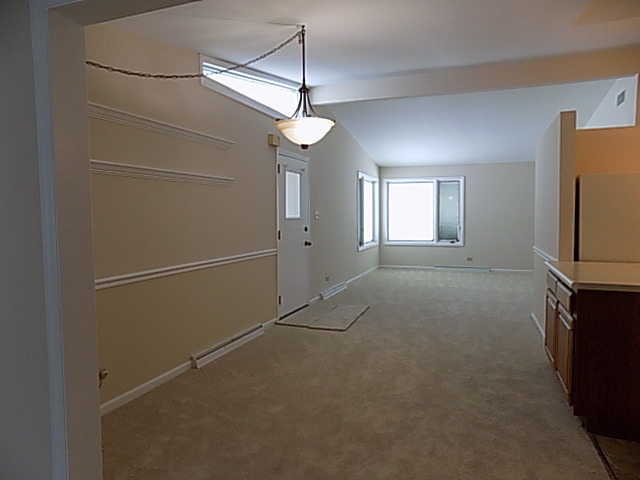4102 Wren Ln, Rolling Meadows, IL 60008 photo 5