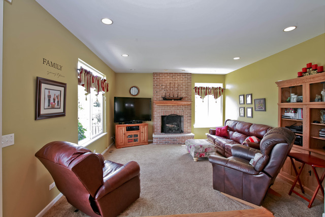 6008 Bluegrass Trl, Mchenry, IL 60050 photo 16
