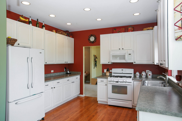 6008 Bluegrass Trl, Mchenry, IL 60050 photo 14