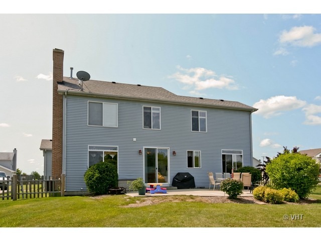 6008 Bluegrass Trl, Mchenry, IL 60050 photo 11
