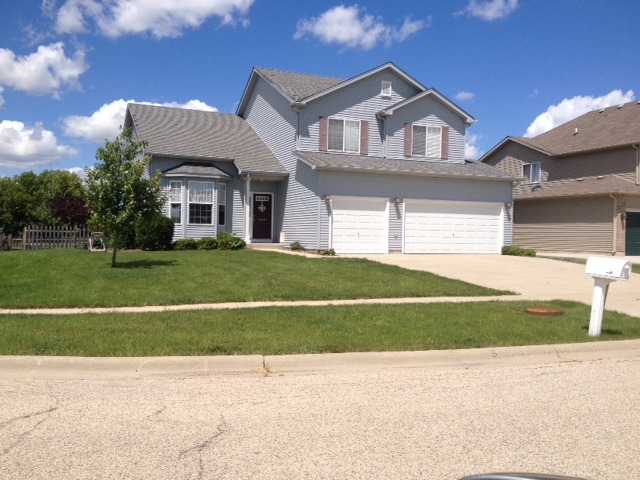 6008 Bluegrass Trl, Mchenry, IL 60050 photo 1