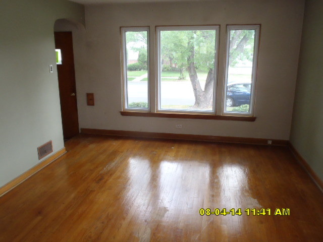3936 Maple Ave, Brookfield, IL 60513 photo 2
