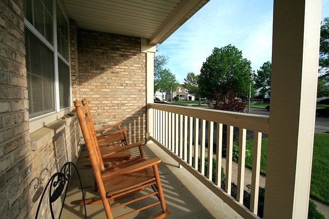 2100 Spring Creek Ln, Mchenry, IL 60050 photo 1