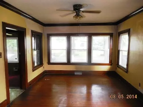 1147 S 5th Ave, Kankakee, IL 60901 photo 5