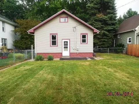 1147 S 5th Ave, Kankakee, IL 60901 photo 2