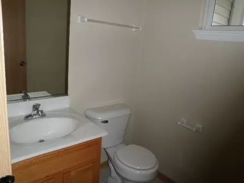 708 Brita Trl, Minooka, IL 60447 photo 12