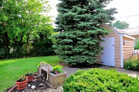 683 W Wrightwood Ave, Addison, IL 60101 photo 24