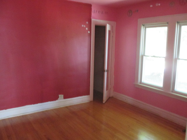 305 Orchard St, Hillside, IL 60162 photo 4