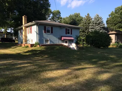 509 W 4th St, Spring Valley, IL 61362 photo 8