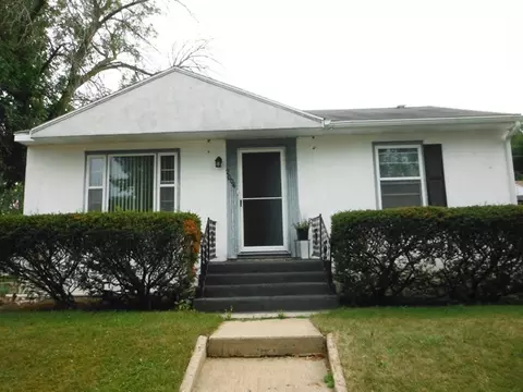 2006 13th St, Peru, IL 61354 photo 1