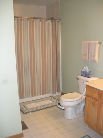 601 Tanglewood Trl, Mchenry, IL 60050 photo 11