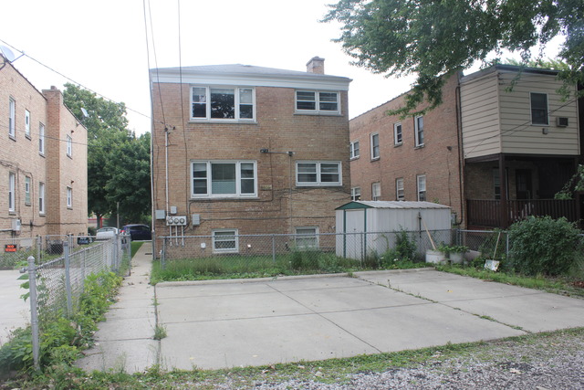 8306 Knox Ave, Skokie, IL 60076 photo 3