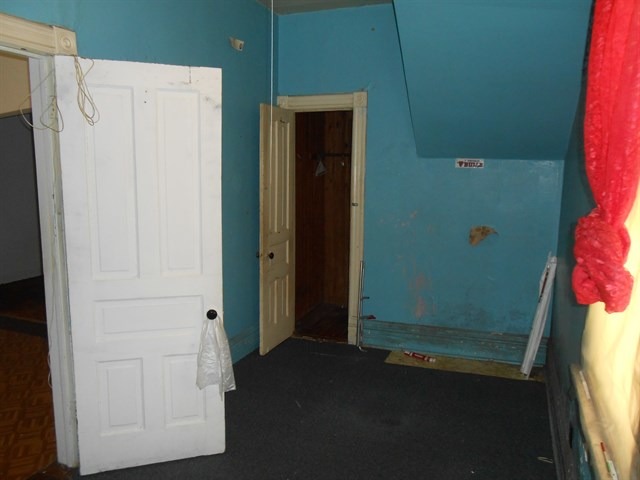 9431 S Champlain Ave, Chicago, IL 60619 photo 7