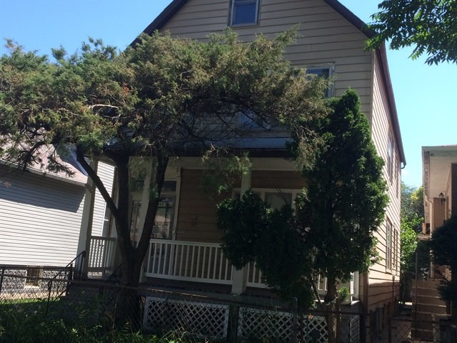 9431 S Champlain Ave, Chicago, IL 60619 photo 1
