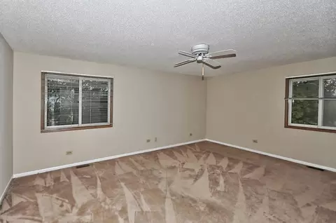809 Downing St, Northbrook, IL 60062 photo 15