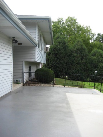 700 Deerpath Rd, Harvard, IL 60033 photo 3