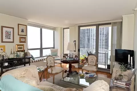 420 E Waterside Dr #2401, Chicago, IL 60601 photo 2