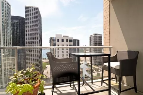 420 E Waterside Dr #2401, Chicago, IL 60601 photo 10