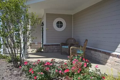 16603 S Fox Run Cir, Plainfield, IL 60586 photo 2