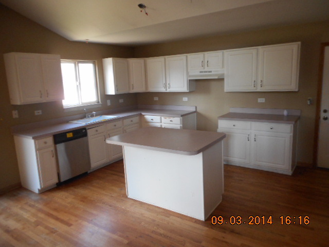 2221 Timber Trl, Plainfield, IL 60586 photo 5