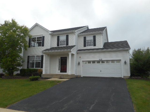 2135 Colchester Ave, Hoffman Estates, IL 60192 photo 1