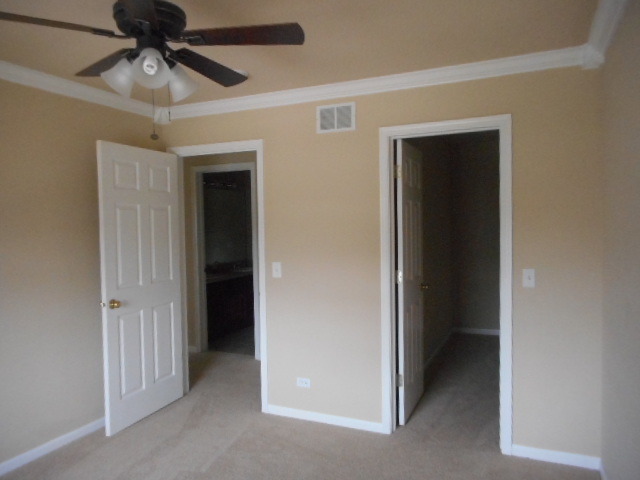 2135 Colchester Ave, Hoffman Estates, IL 60192 photo 22