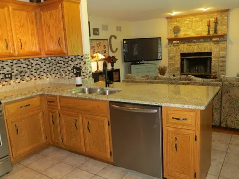 16545 Winding Creek Rd, Plainfield, IL 60586 photo 6