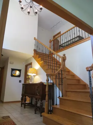 16545 Winding Creek Rd, Plainfield, IL 60586 photo 2
