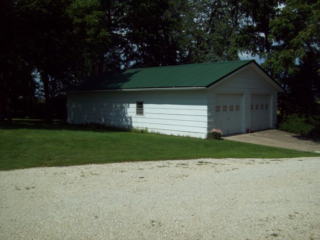 25775 Wyanet Walnut Rd, Walnut, IL 61376 photo 3